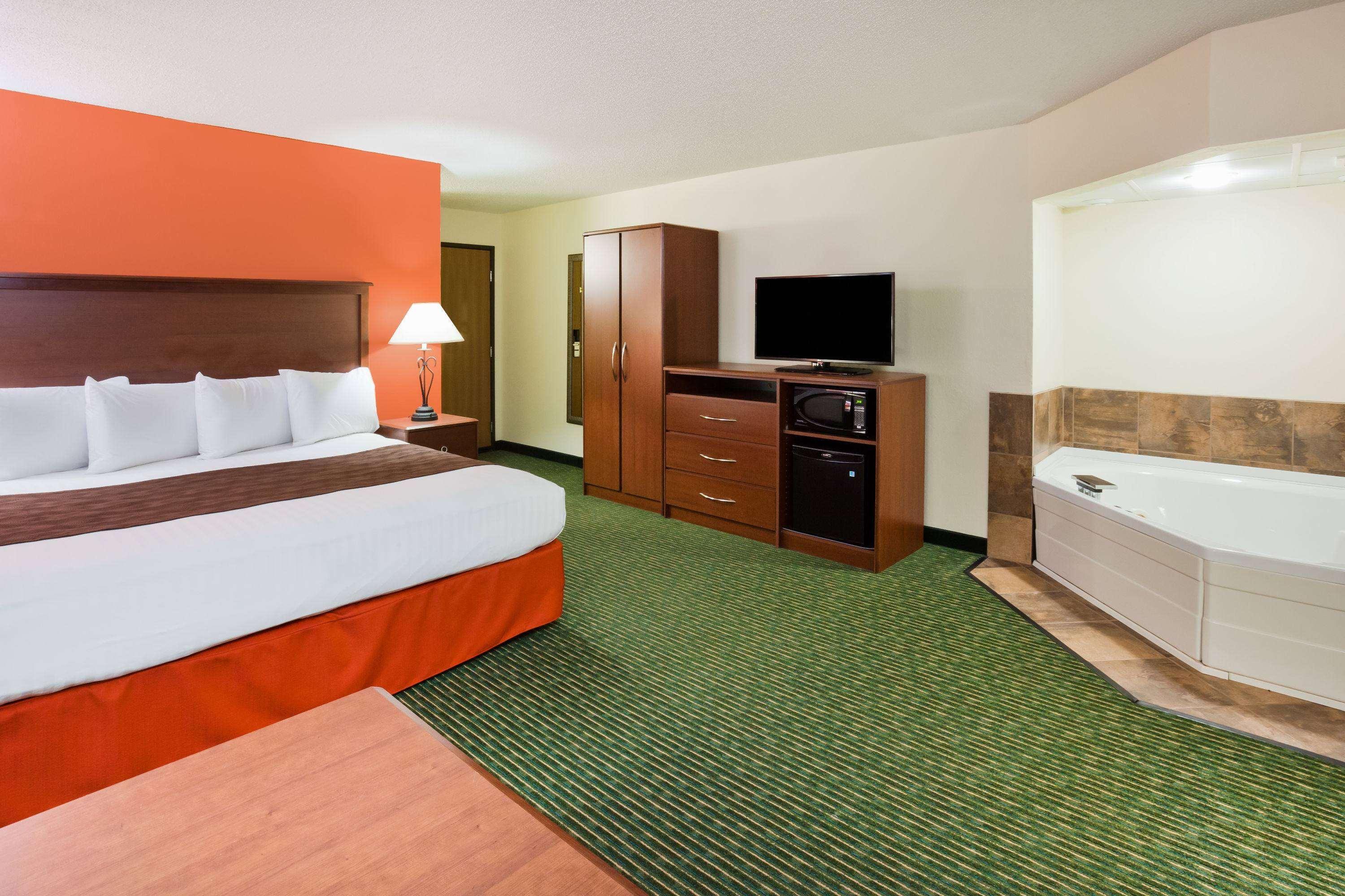Americinn By Wyndham Ironwood Exterior foto