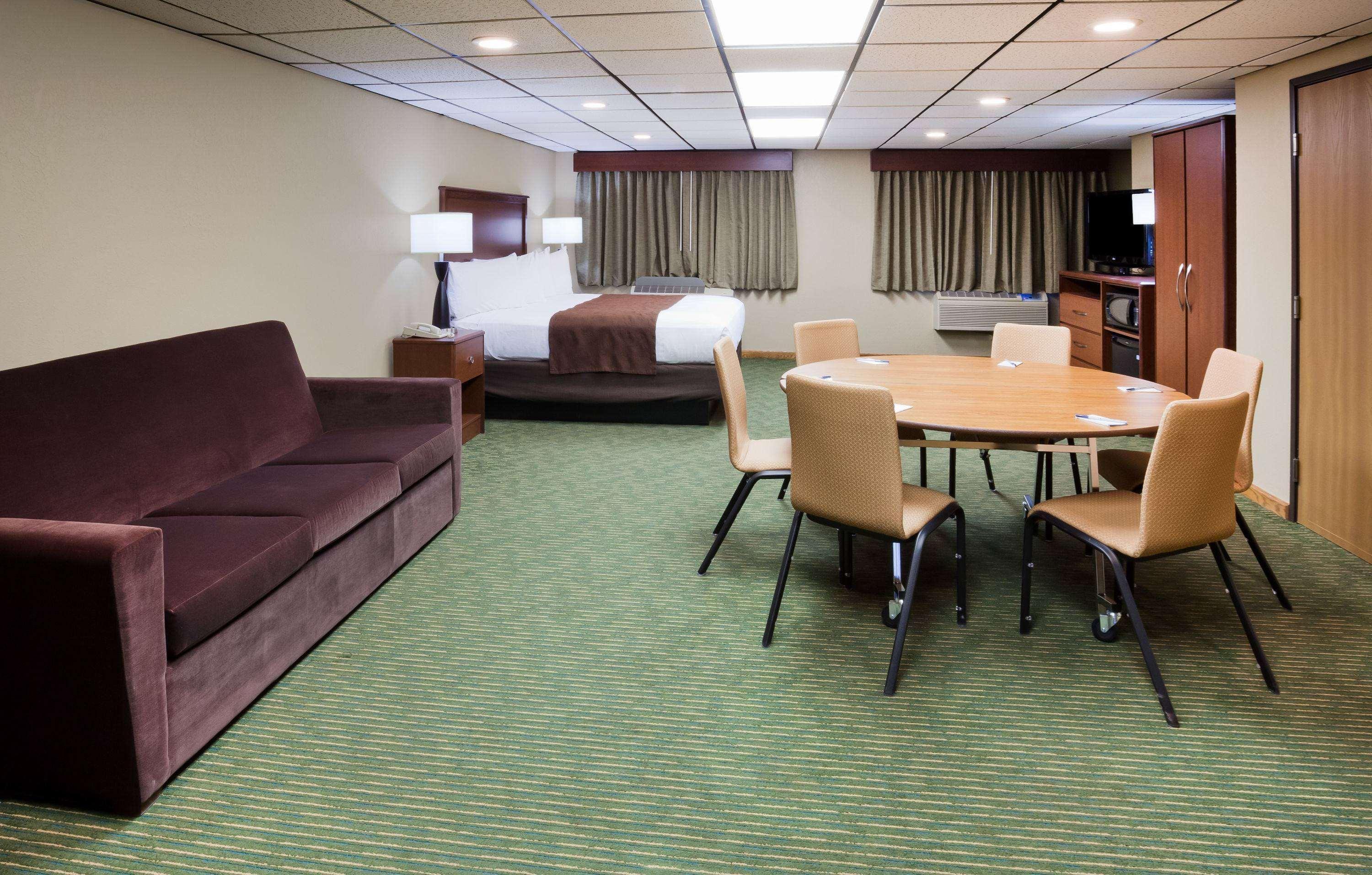 Americinn By Wyndham Ironwood Exterior foto