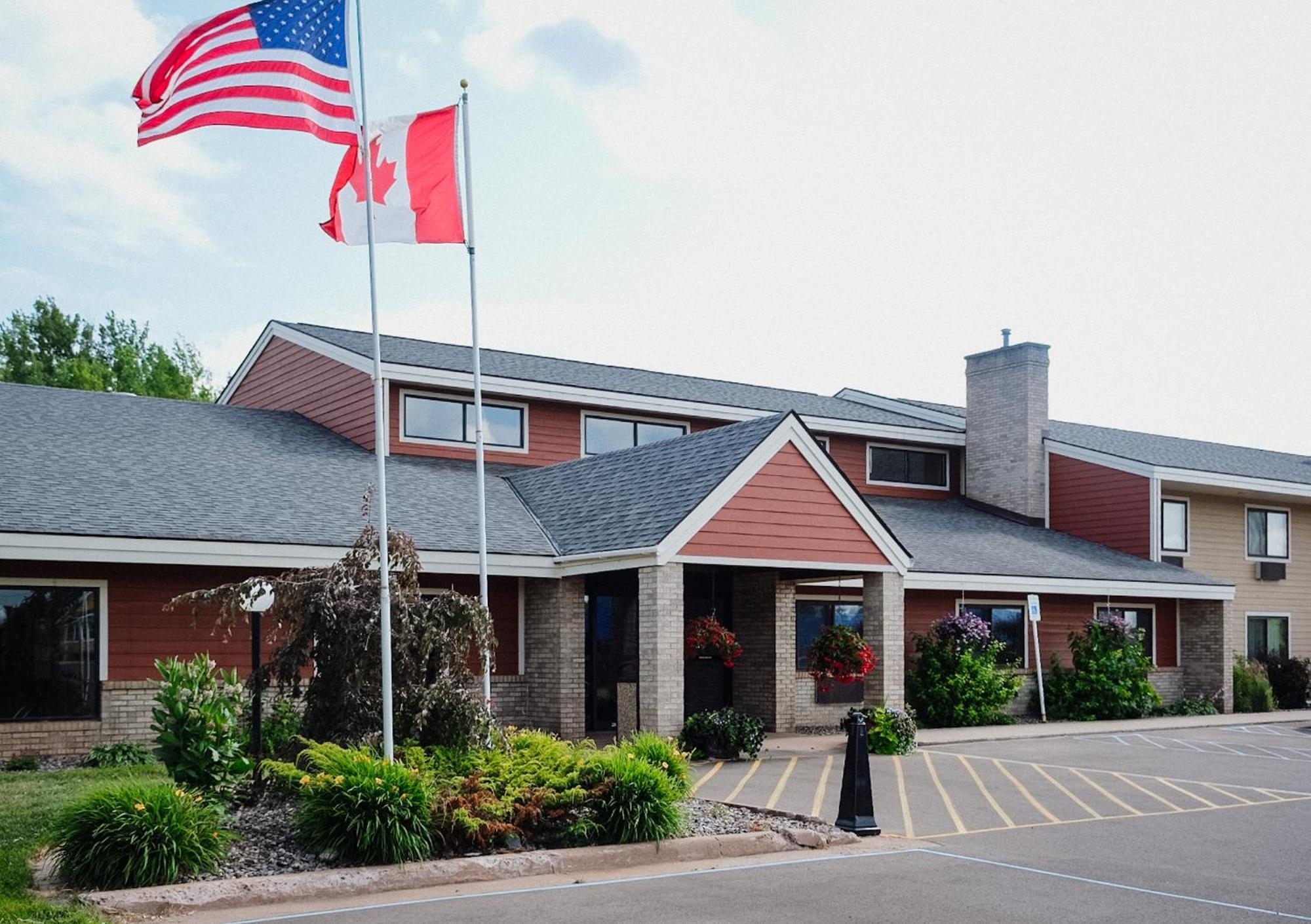 Americinn By Wyndham Ironwood Exterior foto